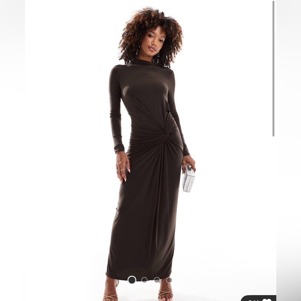 Daska Exclusive High Neck Long Sleeved Maxi Dress Size 16 NWT